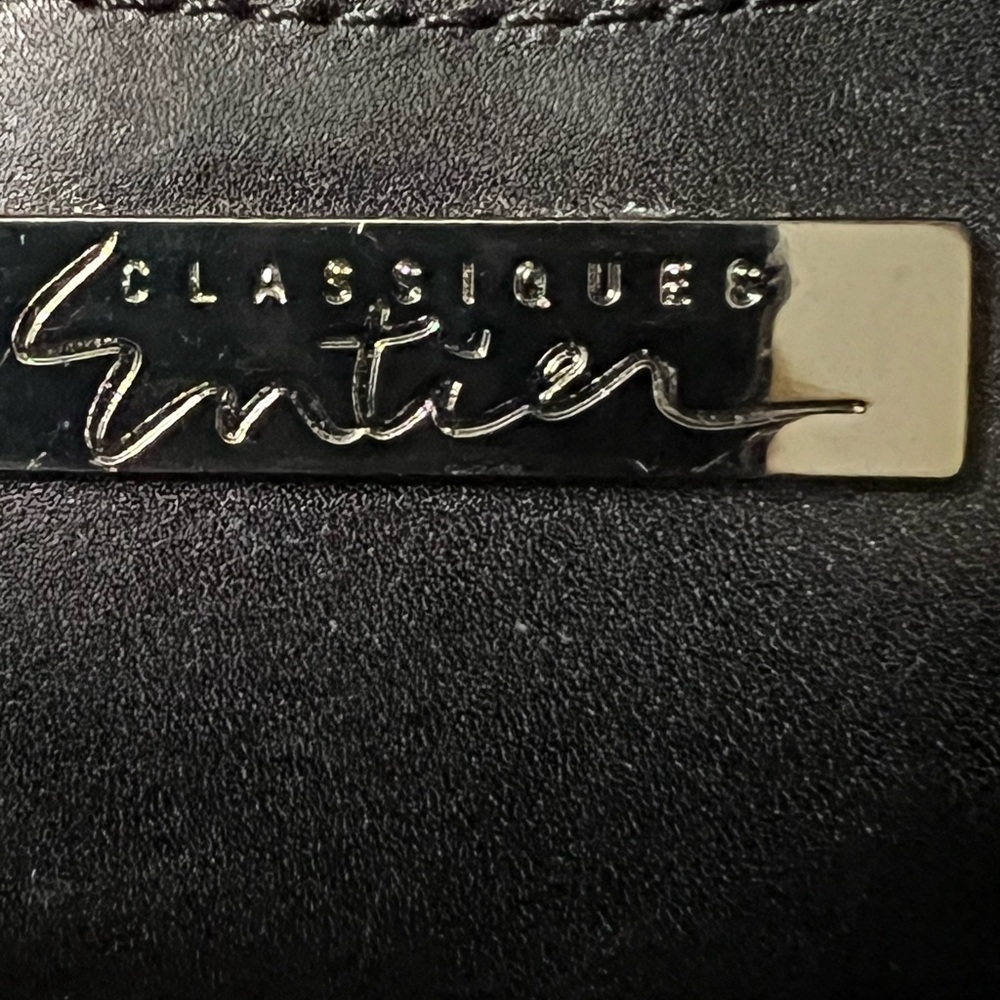 Purse - Picture 4 of 8